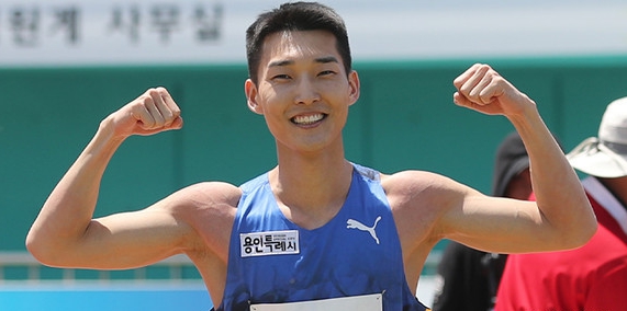 용인시청 우상혁 2m32 '예천의 포효'…세계선수권 기준 넘었다