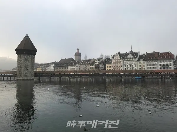 스위스 루체른 카펠교