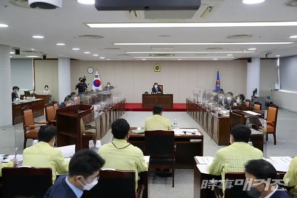 전라남도의회 예산결산위원회(위원장 차영수·더불어민주당․강진1)는 지난 20일 전라남도와 교육청의 2021년도 제2회 추가경정 예산안 심사를 마무리 했다./사진=전라남도의회 제공