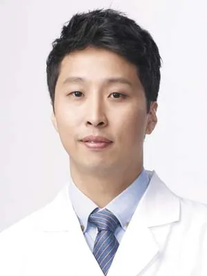 ▲ 서울 시원한 통증의학과 류형석 원장