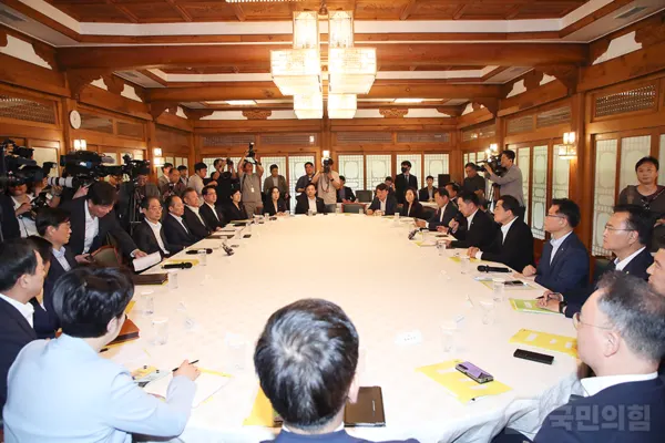 정부와 국민의힘, 대통령실은 28일 오전 서울 삼청동 총리공관에서 고위당정협의회를 개최했다.(사진_국민의힘)
