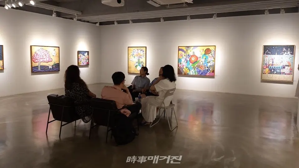 안명혜 ‘2020, 내 마음의 우주를 열다’개인전, 돈화문갤러리 / 사진 _ 시사매거진 하명남 기자