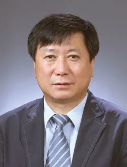▲ 배송환 교수를 주축으로 20여 명의 현직 교수들은 인간의 참 건강을 위한 제품 개발에 모든 역량을 다하고 있다.