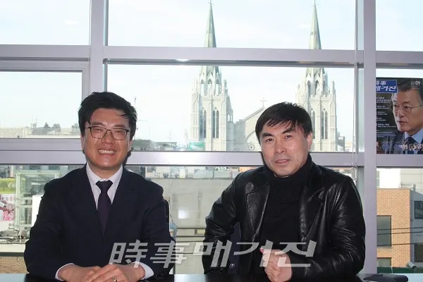 글로벌디지털콘텐츠 이병하대표와 김인식 대외협력위원장