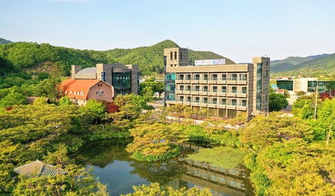 (한미금융그룹 보유 자산인 양평 ‘한미연수원’)