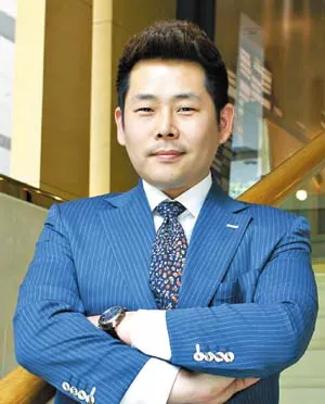 ▲ 이 민 SM에게 보험컨설턴트는 다른 누군가를 설계하고 관리하며 ‘도와주는 일’이다. 이 자체가 그에게는 비전이고 보람이다.