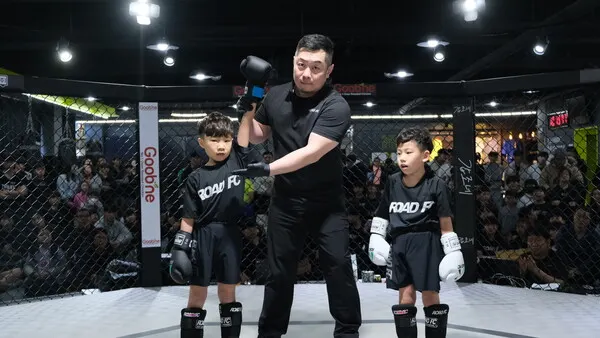 제 1회 전북특별자치도 MMA연맹 회장기 대회는 99경기 약 200명에 가까운 선수들이 참가, 그동안 갈고닦은 실력을 뽐냈다.