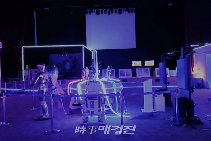 롯데백화점 평촌점, VR 테마 가족 놀이공간 ‘V 리얼 파크’ 오픈! 식품관 2층 문화홀에서 2019년 11월 10일까지 / 사진=시사매거진 하명남 기자