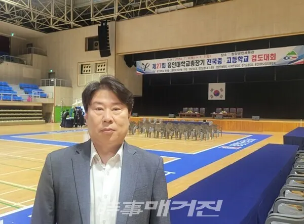 제1회 대회부터 출전한 서울성남중학교 이영수 교사(사진_시사매거진)