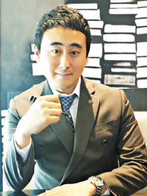 ▲ ING 한정섭 FC는 “보험 가입은 반드시 꼼꼼히 따져보고 오래도록 믿을 수 있는 재무설계사의 도움을 받아야 한다”고 강조한다.