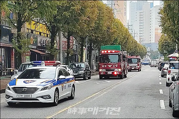 광주 남부소방서, 남부경찰서와 함께 ‘소방차 길 터주기’ 훈련 실시!(사진_광주 남부소방서제공)