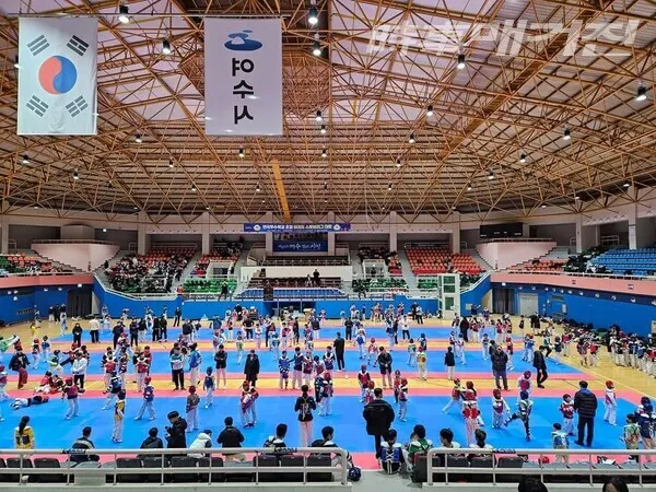 2024전국 우수초,중학교 태권도부 초청 스토브리그 대회(사진 여수시태권도협회제공)