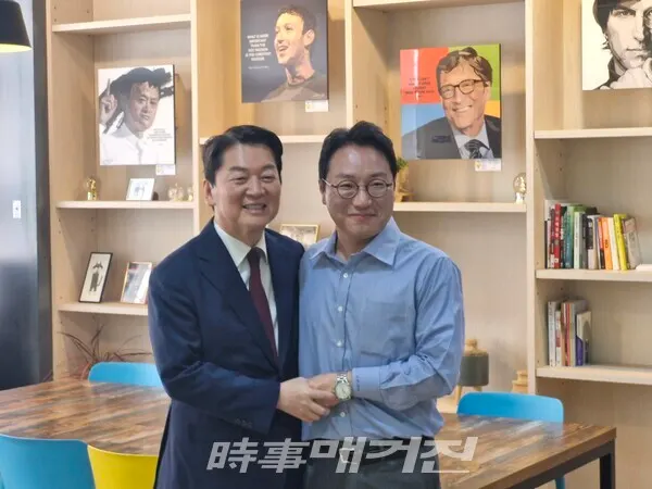 4·10 총선 서울 강서병 지역구에서 국민의힘 단수공천을 받은 김일호 후보는 12일 안철수 의원과 함께 강서 학부모-청년 행복찾기 간담회를 개최했다.(사진_시사매거진 장석 기자)
