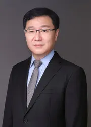 김광웅 변호사/ 이혼전문 변호사, 제47회 사법시험 합격, 사법연수원 제37기 수료, 변호사, 세무사, 변리사