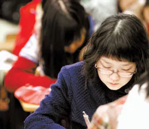 ▲ 우리나라의 학교 교육이 인격형성과 자아실현이라는 교육의 본래 취지와는 다르게 대학입시를 위한 준비과정으로 치부되며, 건전한 시민을 육성하기 위한 인격의 형성의 도량으로 지식 습득의 장이어야 하지만 실상은 전현 다른 방향으로 흘러가고 있는 현실은 안타깝기만 하다.