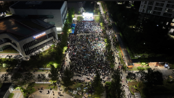 11일 감일문화공원에서 5천여 명의 시민이 무더위를 잊고 「스테이지 하남」의 풍성한 공연을 즐기고 있다. (사진_하남시)