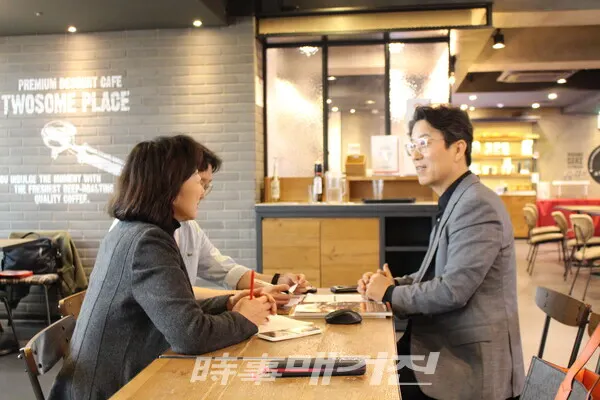 우)동아방송예술대학교 엔터테인먼트경영과 심희철 교수