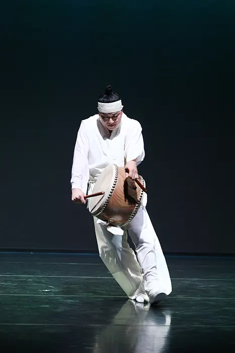 오현범의 ‘박병천류 진도북춤’ (사진_시사매거진 김형석 기자)
