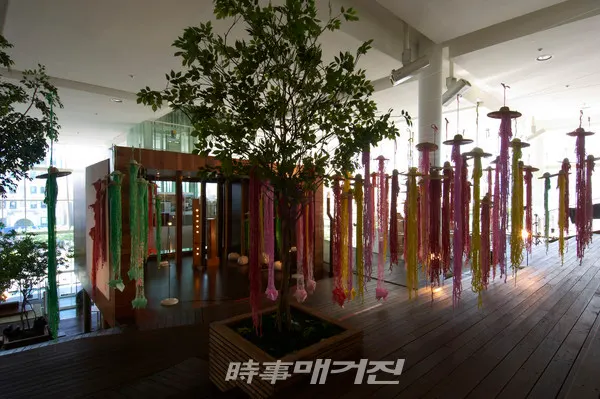 works 1205-flower story_mixed material_2012_힐스테이트갤러리