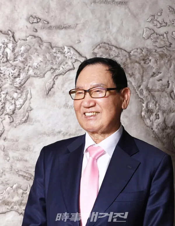 이규택 위원장은 이들의 행복한 노년을 위해 ‘노인복지청’이라는 숙원사업을 해결하려 한다.(사진_시사매거진 김형석 기자)