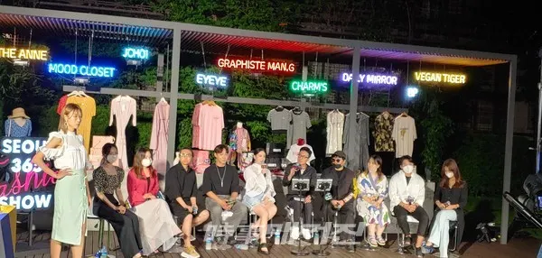 지난 7월 15일 열린 라이브 커머스 '서울365패션쇼 X 현대백화점 디지털라이브패션쇼'(사진_서울시)