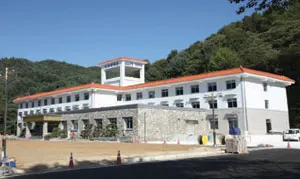 ▲ 경기도 가평군 청평명으로 이전한 호산나대학.
