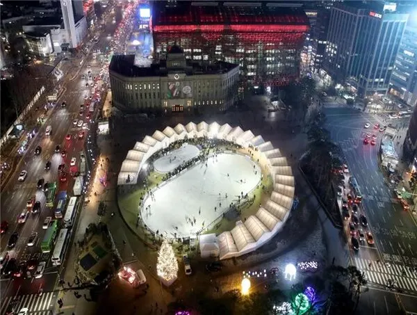 2023-2024 서울광장 스케이트장 전경.(사진_서울시)