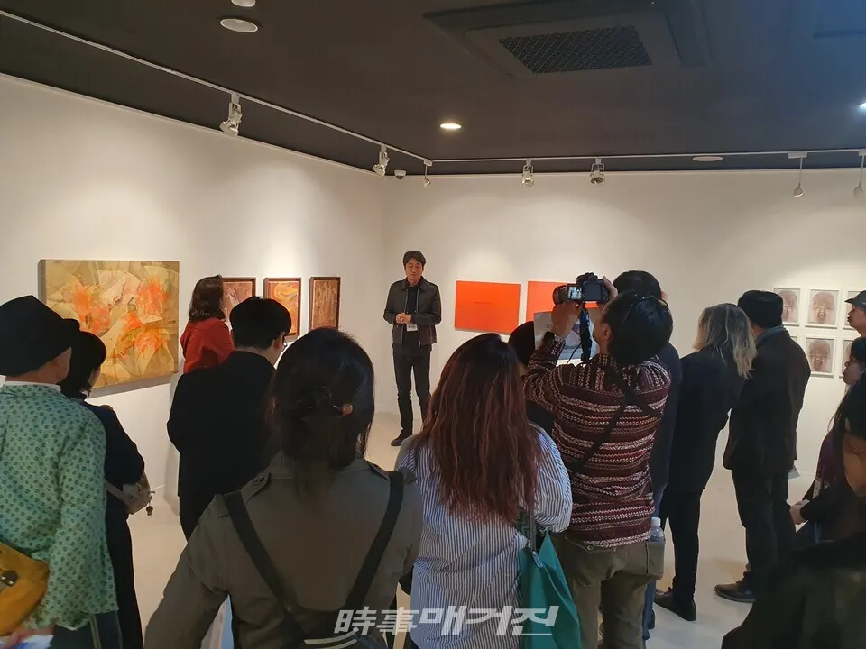 한일 미술작가 교류전 ‘WAVE 25’ 성황리 개최 / 사진_ 하명남 기자