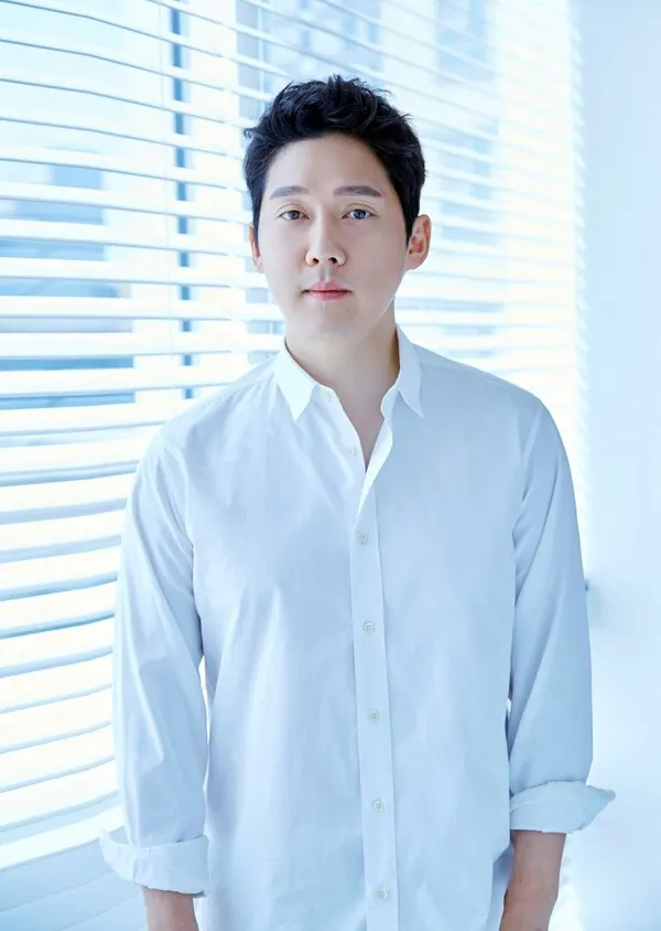 송창의, YK미디어플러스와 재계약… 두터운 신뢰 바탕으로 동행 이어간다