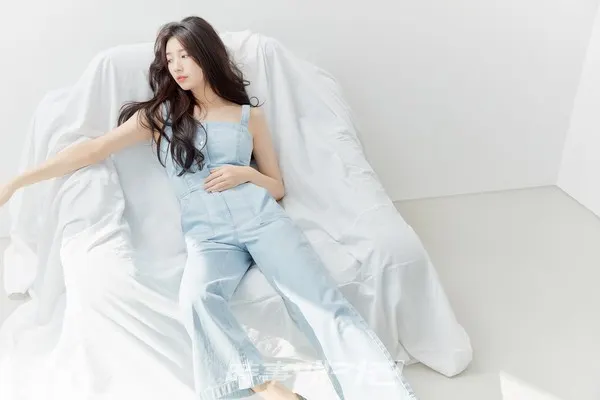 사진 출처_게스(GUESS)
