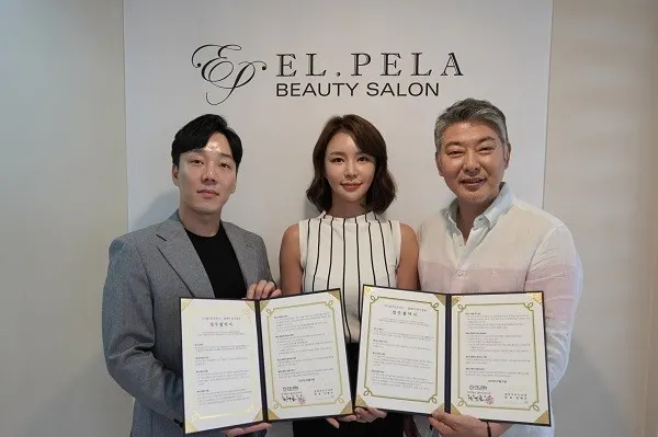 (왼쪽부터 셀러비코리아 송원종 본부장,미스코리아 임하은, 엘페라 대표원장 김태우)