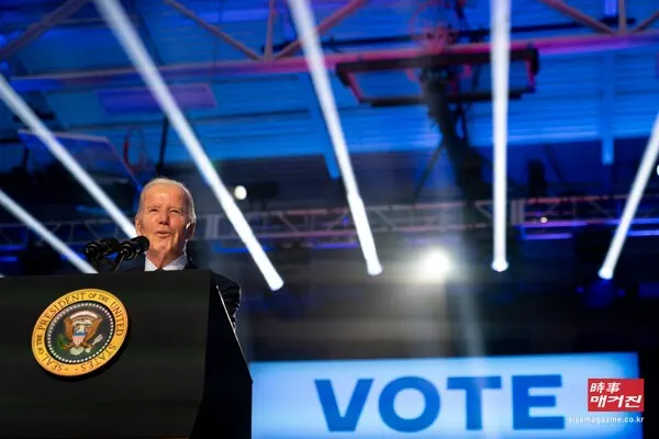 조 바이든 미국 대통령이 4일(현지시각) 네바다주 라스베이거스에서 선거 유세를 하고 있다. (사진_뉴시스)