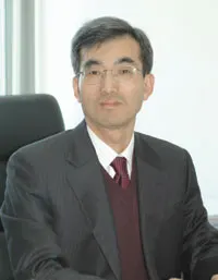 ▲ 이재갑 센터장은 “우리나라 기술이 세계 기술시장을 선도할 수 있도록 실용적인 기술개발을 통해 세계적인 연구센터로 나아가도록 최선을 다하겠습니다”라고 말했다.