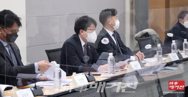 윤성욱 국무2차장이 지난 12월 29일 서울 중구 대한상공회의소에서 열린 규제샌드박스 기업인·전문가 간담회에 참석해 발언을 하고 있다. (사진_국무조정실)