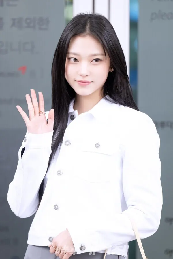 뉴진스 해린 (제공_디올(DIOR))