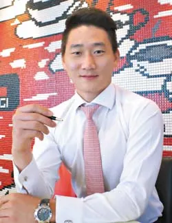 ▲ 자신의 설계로 고객들이 조금이라도 경제적으로 편할 수 있다면 그는 죽도록 그들을 위해 일할 각오가 되어있다.