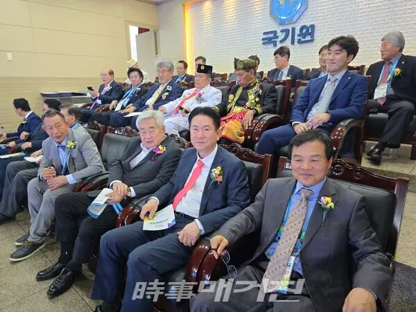 이종갑 진흥재단 이사장직무대행, 조정원 세계태권도연맹 총재, 이동섭 국기원장, 양진방 대한태권도협회장이 참석했다 (사진_이성만 기자)
