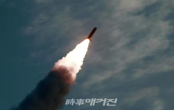 지난 9월 10일 발사된 초대형방사포(사진_조선중앙TV 캡쳐)