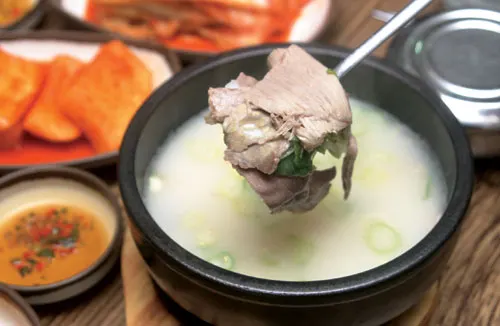 ▲ 식도락가들의 입맛을 사로잡은 해주곰탕의 곰탕.