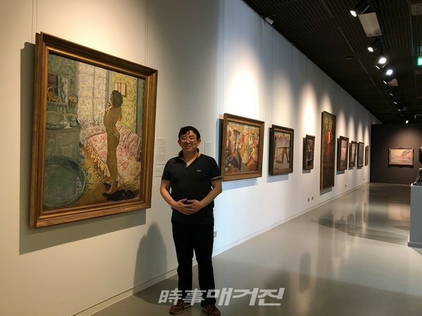 박광혁 의사는 현재 네이버 지식인 소화기내과 자문의사로 활동했고, 현재 대한위대장내시경학회 간행이사를 역임하며 '미술관에 간 의학자'와 '퍼펙트내과(1-7권)' '소화기 내시경 검사테크닉' 등의 저술을 통해 의학과 미술의 간극을 줄이고 있다.