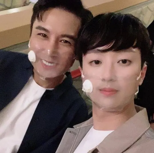 이찬원, 장민호 투샷 공개 "갓파더 막내 아들"(사진=이찬원 인스타그램)