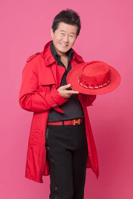 ▲ 중장년 음악 프로그램도 많이 생겼으면 좋겠다는 가수 태진아. 그는 연이은 히트곡을 내세우며 침체돼 있던 트로트 계를 견인하는 역할을 담당했다.
