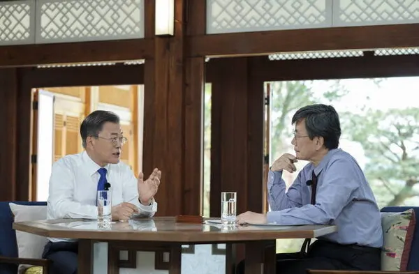 문재인 대통령과 손석희 / 청와대 제공