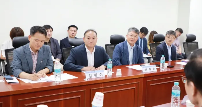‘서울시 경전철 서부선 사업’ 조기 착공 위한 당정협의회 회의 모습(사진_서울시)
