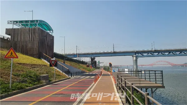 제외지 출입구 및 전망데크 전경(사진_서울시)