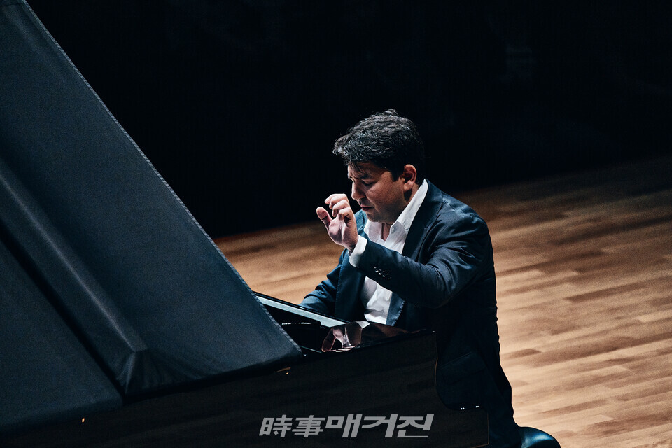2026 예술의전당 국제음악제_베조드 압두라이모프 리사이틀 (c)예술의전당