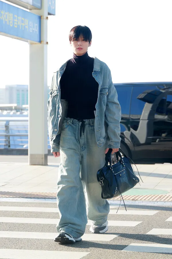 (출처_발렌시아가(BALENCIAGA))