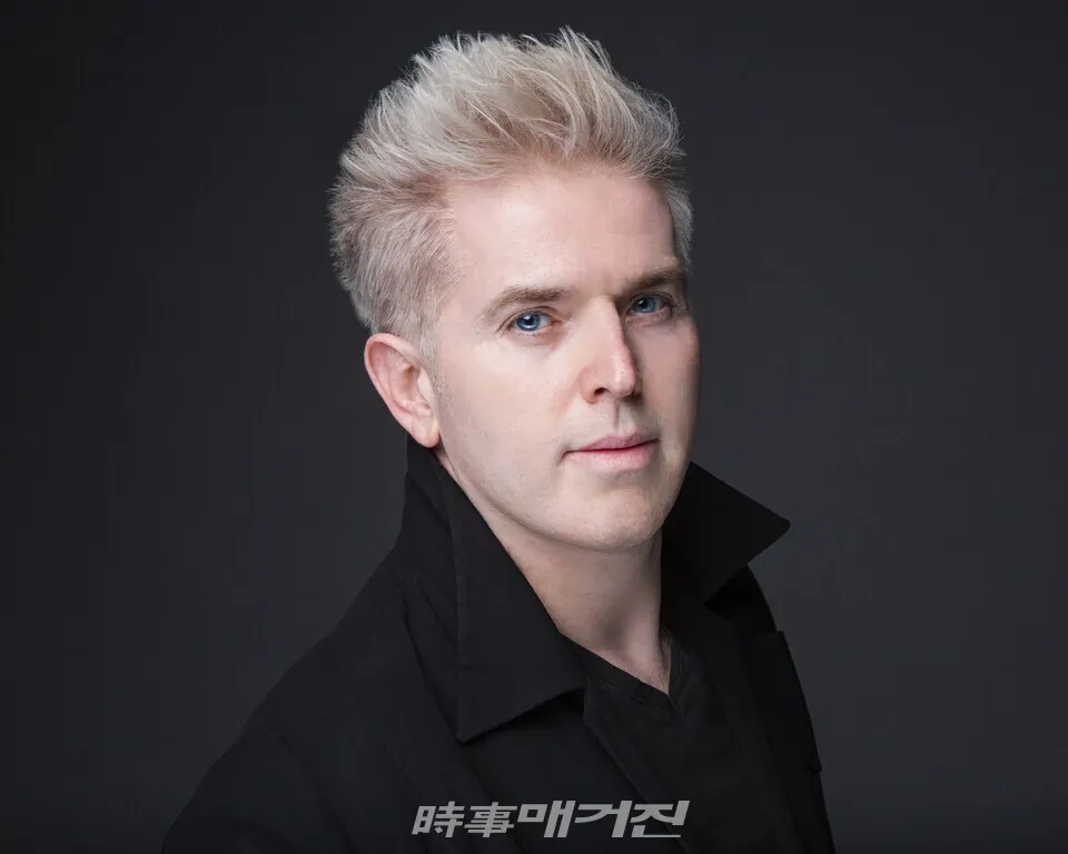 지휘자 단 에팅거 ©Michael Pavia