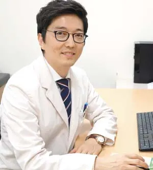 ▲ 더웰스신경통증클리닉 김주민 원장