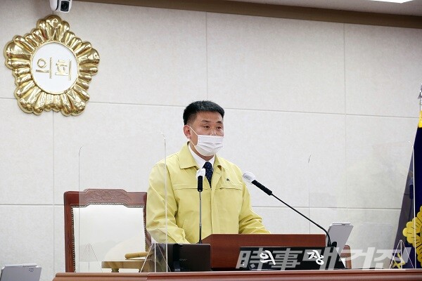 무안군의회 김대현 의장 코로나19 호소문 발표/사진=무안군의회 제공